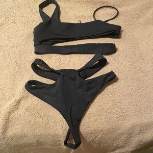 Fashion Nova 2 Piece Thong Strappy Bikini 👙